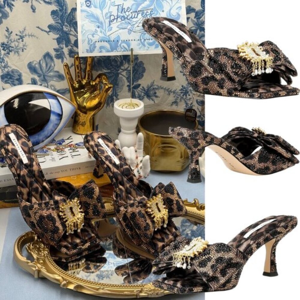 🆕 GIANNI BINI 🧿NWOB PeekaTwo Leopard Print Crystal Keyhole Ornament Sandal Sz8